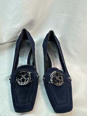 Arturo Chiang Navy Blue Suede Kitten Heel Loafer Pumps with Silver Medallion Orn